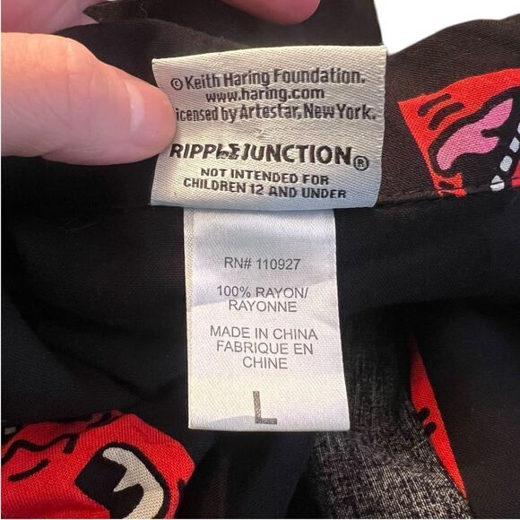 Keith‎ Haring patterned short sleeve button down shirt - Picture 5 of 7